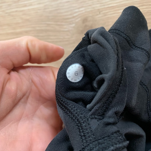 lululemon athletica Black Camo Leggings - Picture 7 of 7